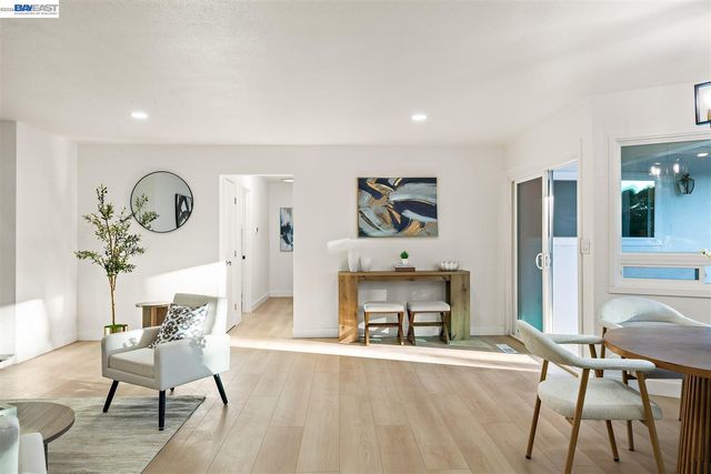 1149 Geneva St, Livermore, CA 94550