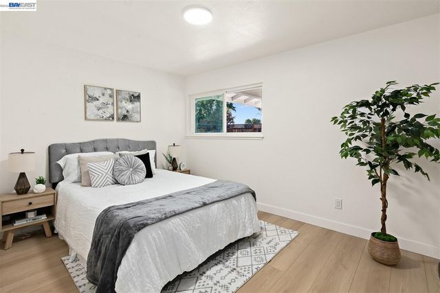 1149 Geneva St, Livermore, CA 94550