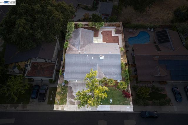 1149 Geneva St, Livermore, CA 94550