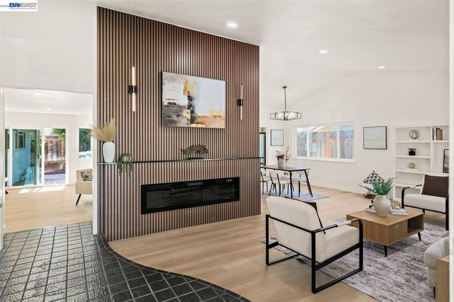 1149 Geneva St, Livermore, CA 94550