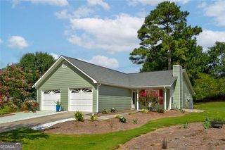 240 Monmouth Drive, Fayetteville, GA 30214