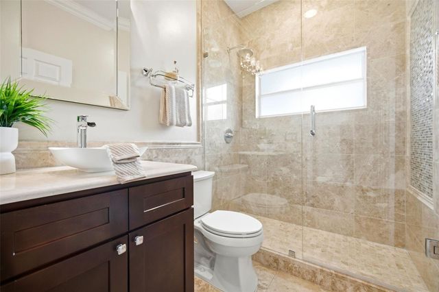 3522 OLD COURSE LANE, Valrico, FL 33596