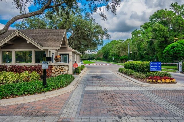 3522 OLD COURSE LANE, Valrico, FL 33596