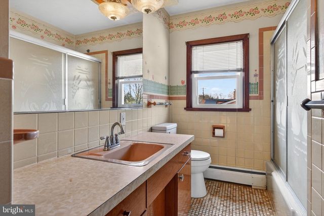 7710 VALLEYVIEW AVE, Harrisburg, PA 17112