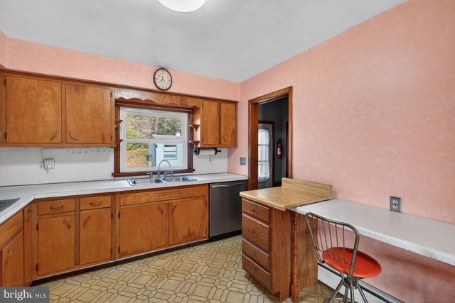 7710 VALLEYVIEW AVE, Harrisburg, PA 17112