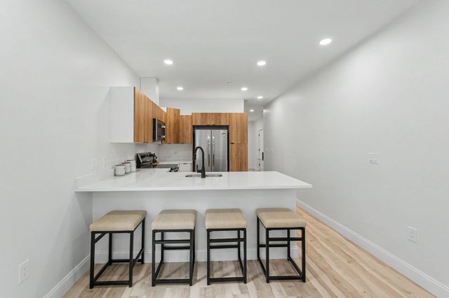 73 Portland 101, Haverhill, MA 01830