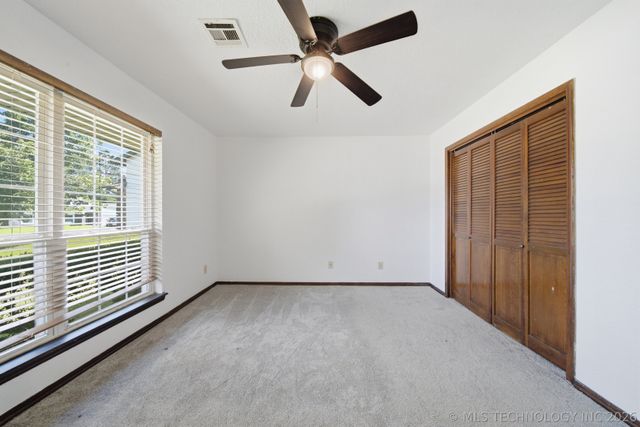 6270 S 31st West Avenue, Tulsa, OK 74132