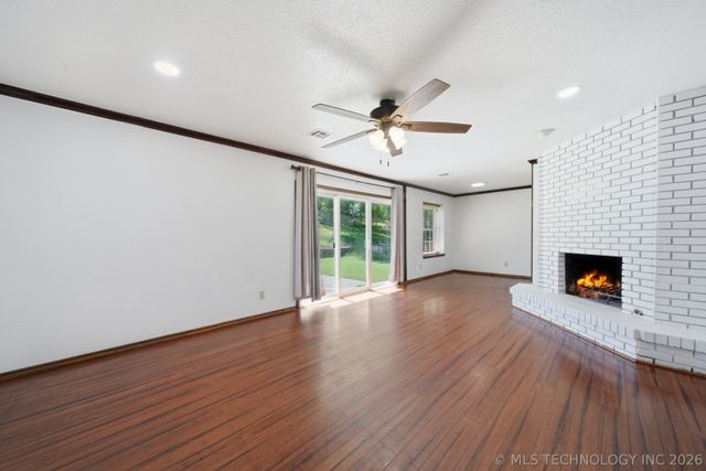 6270 S 31st West Avenue, Tulsa, OK 74132