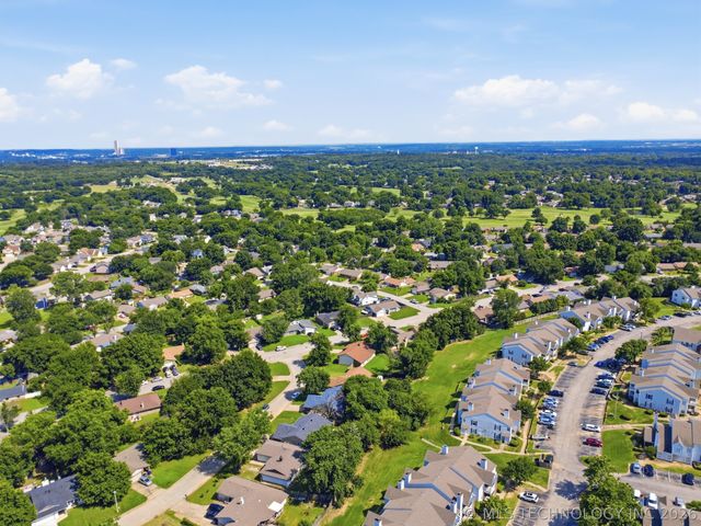 6270 S 31st West Avenue, Tulsa, OK 74132