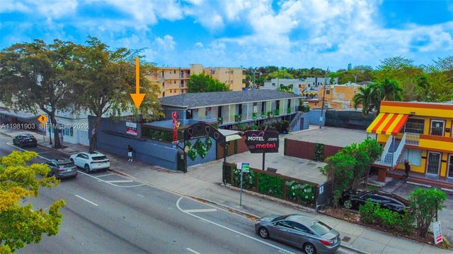 2340 SW 8th St, Miami, FL 33135