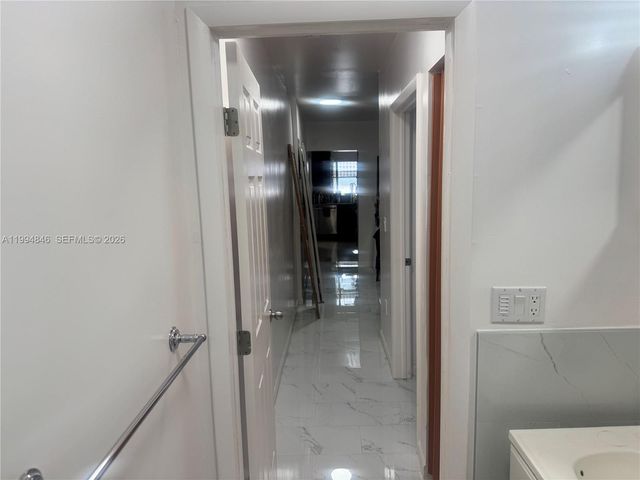 1261 NE 209th Ter 1, Miami, FL 33179