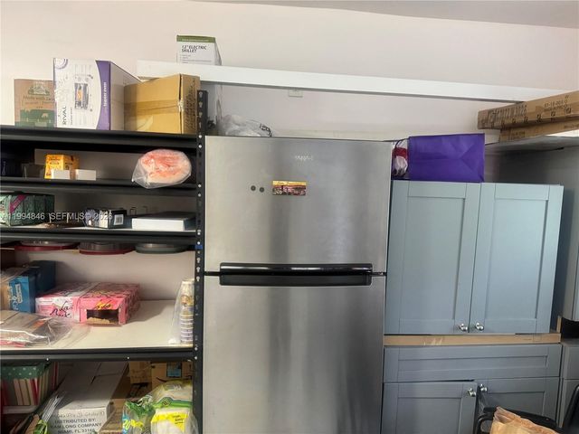 1261 NE 209th Ter 1, Miami, FL 33179