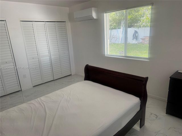 1261 NE 209th Ter 1, Miami, FL 33179