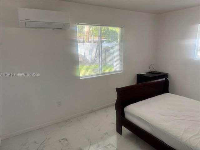 1261 NE 209th Ter 1, Miami, FL 33179