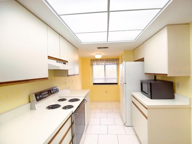 1938 GOLFVIEW DRIVE 1938, Tarpon Springs, FL 34689