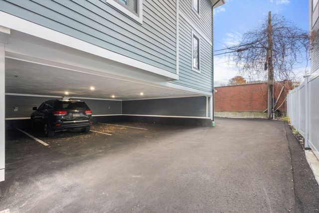 9 Sydney 202, Boston, MA 02125