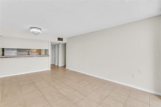 8002 SW 149th Ave B411, Miami, FL 33193