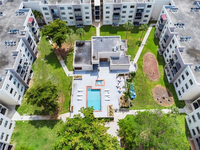 8002 SW 149th Ave B411, Miami, FL 33193