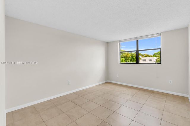 8002 SW 149th Ave B411, Miami, FL 33193