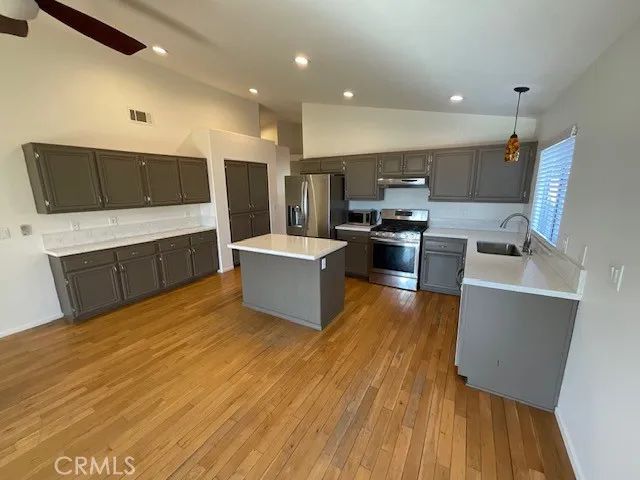 25858 Webster, Stevenson Ranch, CA 91381