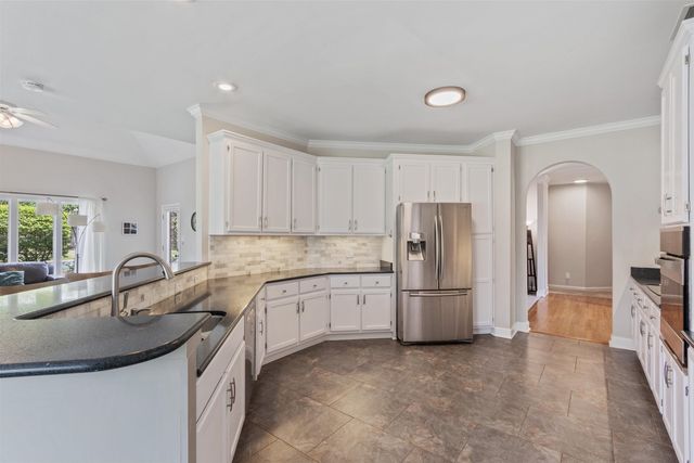 1405 ASBURY DR, Collierville, TN 38017