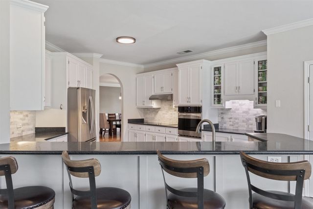 1405 ASBURY DR, Collierville, TN 38017