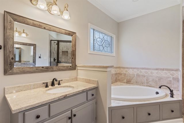 1405 ASBURY DR, Collierville, TN 38017