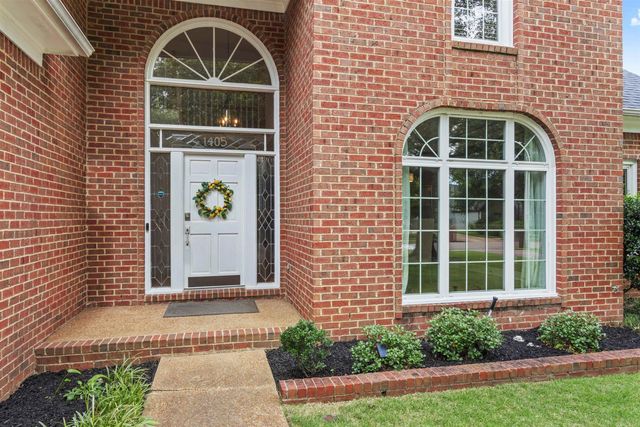 1405 ASBURY DR, Collierville, TN 38017