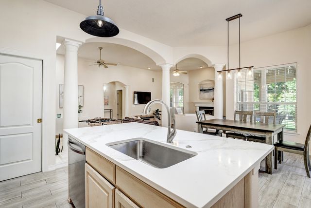 8423 Petaluma Drive NE, Albuquerque, NM 87122