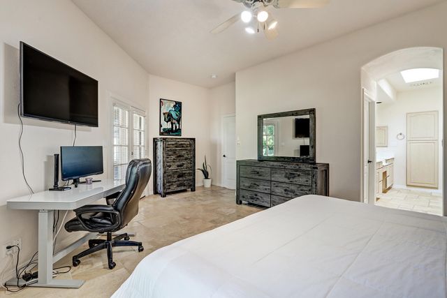 8423 Petaluma Drive NE, Albuquerque, NM 87122