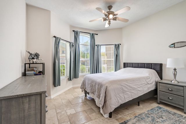 8423 Petaluma Drive NE, Albuquerque, NM 87122
