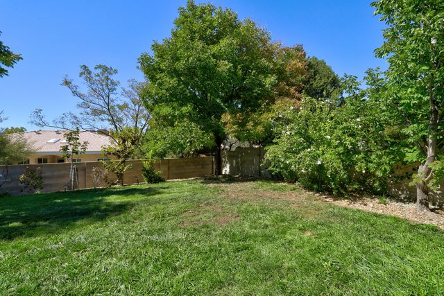 8423 Petaluma Drive NE, Albuquerque, NM 87122