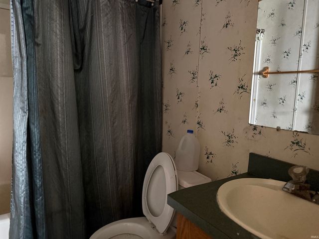 319 E Frank Street, Mitchell, IN 47446