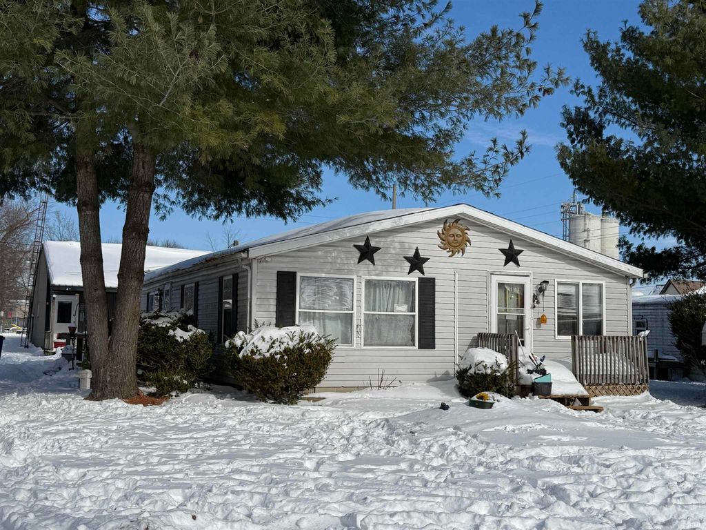 319 E Frank Street, Mitchell, IN 47446