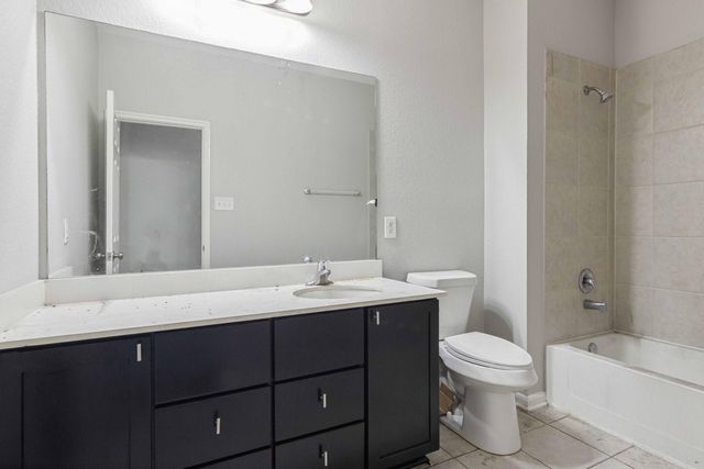 5927 Rivergrove Bend Drive, Humble, TX 77346