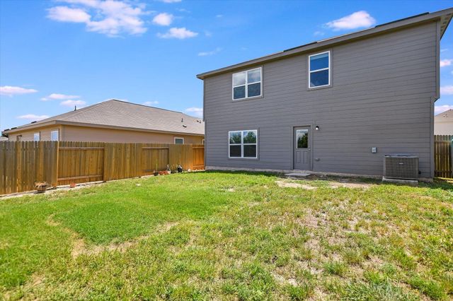 145 Riverdale DR, Jarrell, TX 76537