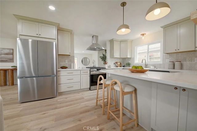 2113 S Forest, Santa Ana, CA 92704