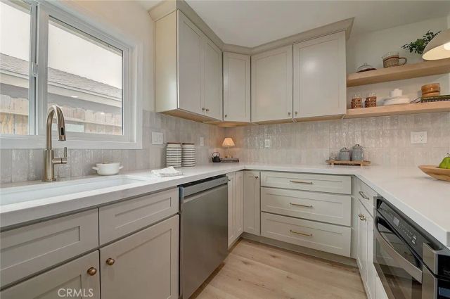 2113 S Forest, Santa Ana, CA 92704