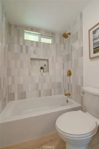 2113 S Forest, Santa Ana, CA 92704