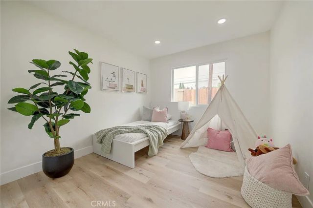 2113 S Forest, Santa Ana, CA 92704