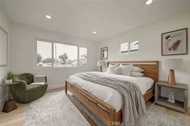 2113 S Forest, Santa Ana, CA 92704
