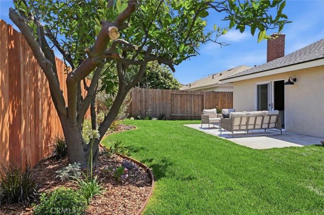2113 S Forest, Santa Ana, CA 92704
