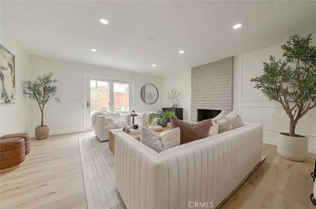 2113 S Forest, Santa Ana, CA 92704