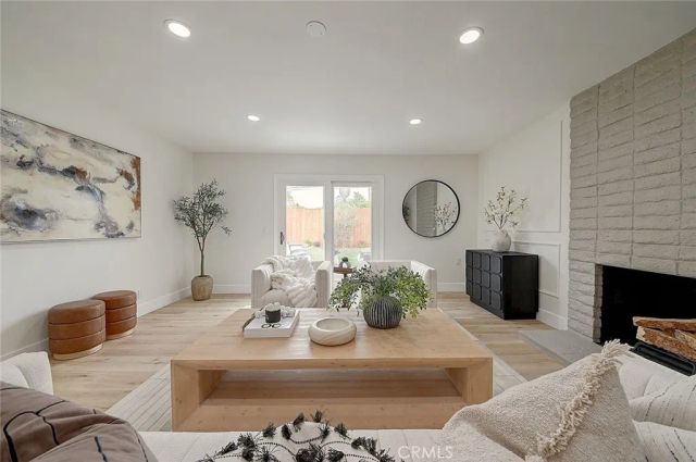 2113 S Forest, Santa Ana, CA 92704