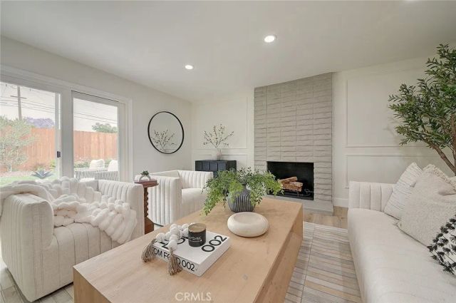 2113 S Forest, Santa Ana, CA 92704