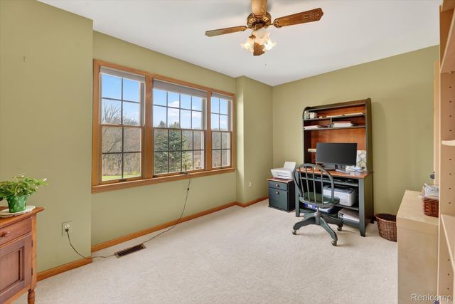 7798 Lee Road, Hamburg Township, MI 48116