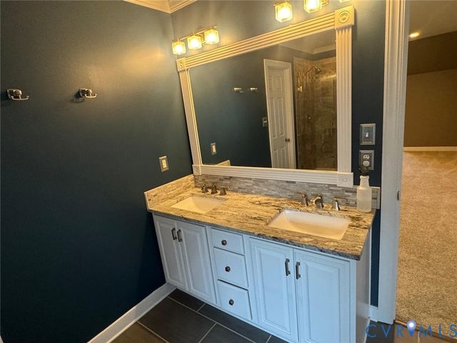 5708 Carrington Hills Dr, Henrico, VA 23060