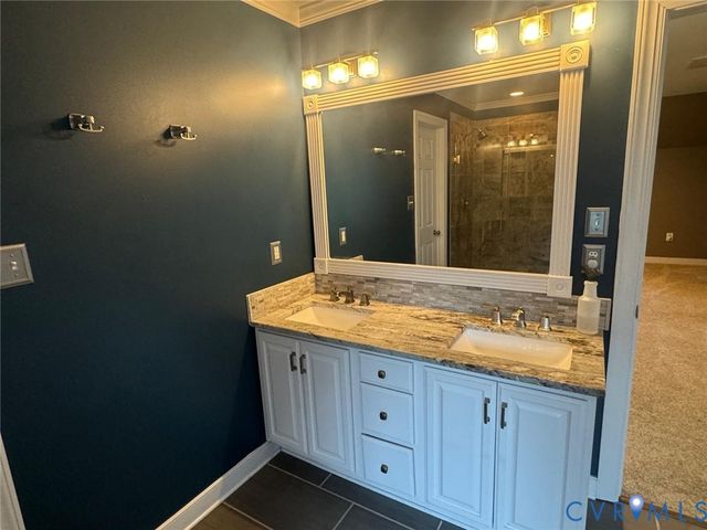 5708 Carrington Hills Dr, Henrico, VA 23060