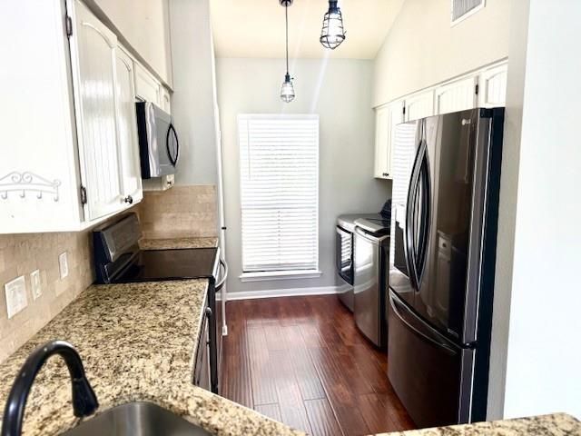 178 April Point N Drive N, Montgomery, TX 77356