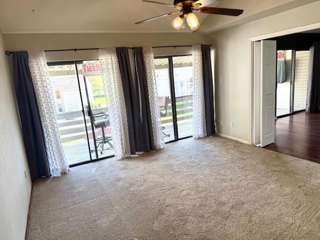 178 April Point N Drive N, Montgomery, TX 77356